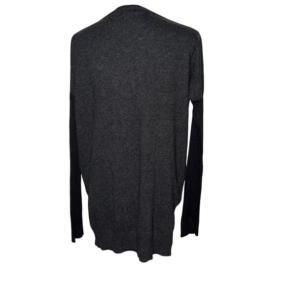 Joan Vass L, Grey Think Black Sleeves Trim V-Neck Front Loose Long Boho Knit Top - Picture 4 of 9